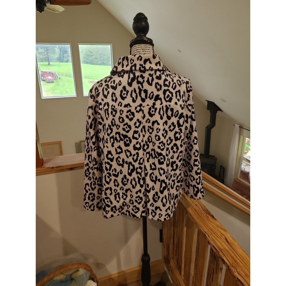 Chico's Snow Leopard Print swing jacket cream blk career office Women SZ M/8 - Picture 7 of 12